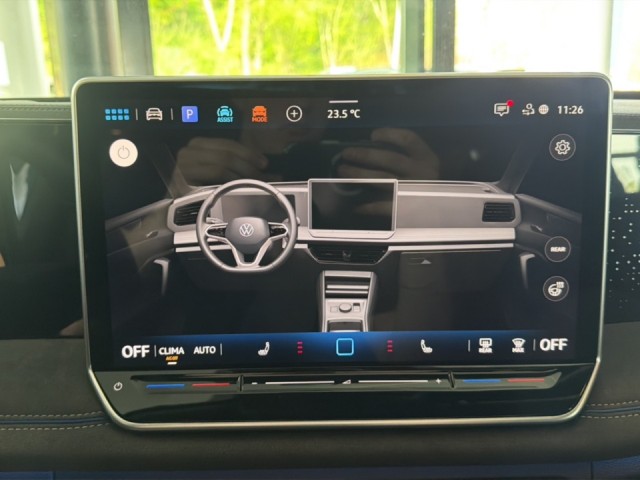 VOLKSWAGEN TIGUAN 1.5 eTSI R-LINE TREKHAAK/PANO-DAK/ELEK-KLEP/CAMERA/ACC/HUD/STOEL+STUURVERW, Vortkamp Enschede, Enschede