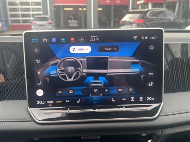 VOLKSWAGEN TIGUAN 1.5 eTSI LIFE TREKHAAK/ELEK-KLEP/CAMERA/ACC/STOEL+STUURVERW/CARPLAY, Vortkamp Enschede, Enschede