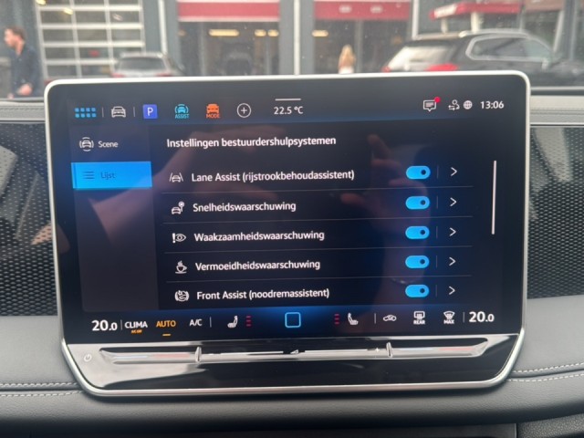 VOLKSWAGEN TIGUAN 1.5 eTSI LIFE TREKHAAK/ELEK-KLEP/CAMERA/ACC/STOEL+STUURVERW/CARPLAY, Vortkamp Enschede, Enschede