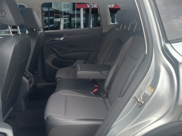 VOLKSWAGEN TIGUAN 1.5 eTSI LIFE TREKHAAK/ELEK-KLEP/CAMERA/ACC/STOEL+STUURVERW/CARPLAY, Vortkamp Enschede, Enschede