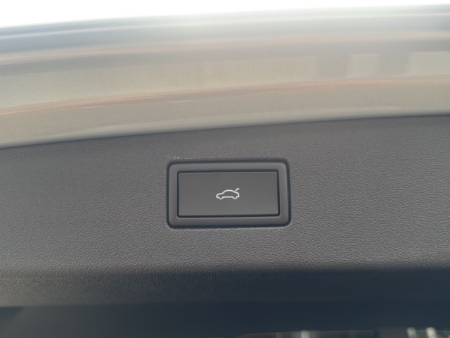 VOLKSWAGEN TIGUAN 1.5 eTSI LIFE TREKHAAK/ELEK-KLEP/CAMERA/ACC/STOEL+STUURVERW/CARPLAY, Vortkamp Enschede, Enschede