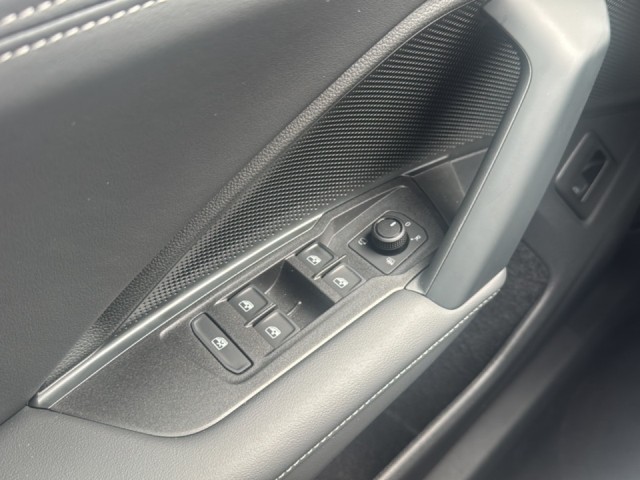 VOLKSWAGEN TIGUAN 1.5 eTSI LIFE TREKHAAK/ELEK-KLEP/CAMERA/ACC/STOEL+STUURVERW/CARPLAY, Vortkamp Enschede, Enschede