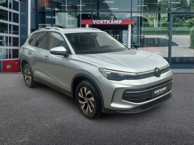 VOLKSWAGEN TIGUAN 1.5 eTSI LIFE TREKHAAK/ELEK-KLEP/CAMERA/ACC/STOEL+STUURVERW/CARPLAY, Vortkamp Enschede, Enschede