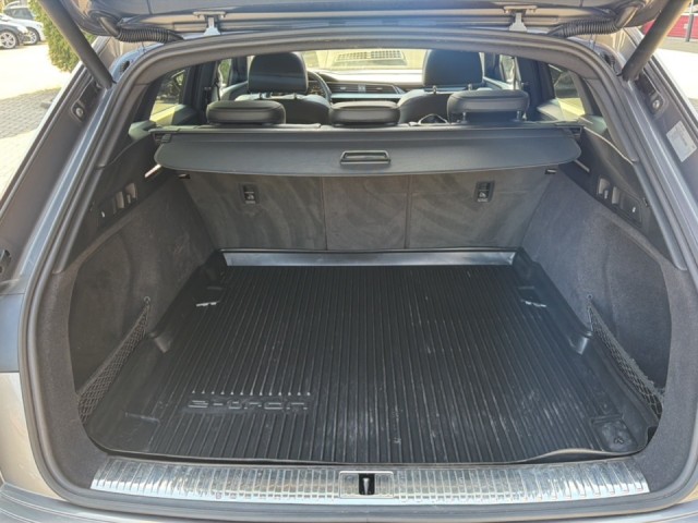 AUDI E-TRON 50 QUATTRO ADVANCED TREKHAAK/PANO-DAK/ELEK-KLEP/CAMERA/HUD/MEM/B&O/ACC, Vortkamp Enschede, Enschede