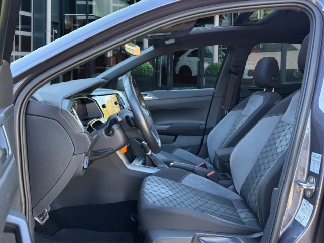 VOLKSWAGEN TAIGO 1.0 TSI R-LINE PANO-DAK/CAMERA/ACC/IQ/STOELVERW/NAVI/CARPLAY, Vortkamp Enschede, Enschede