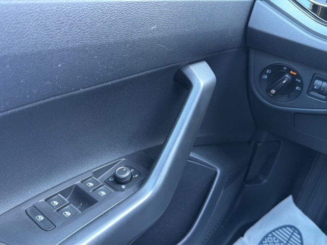 VOLKSWAGEN TAIGO 1.0 TSI R-LINE PANO-DAK/CAMERA/ACC/IQ/STOELVERW/NAVI/CARPLAY, Vortkamp Enschede, Enschede