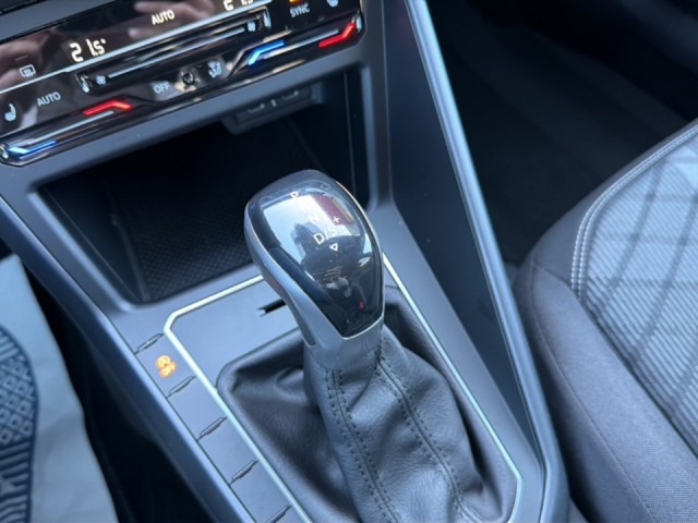 VOLKSWAGEN TAIGO 1.0 TSI R-LINE PANO-DAK/CAMERA/ACC/IQ/STOELVERW/NAVI/CARPLAY, Vortkamp Enschede, Enschede