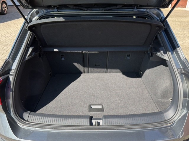 VOLKSWAGEN T-ROC 1.5 TSI DSG SPORT PANO-DAK/ACC/CAMERA/ACC/STOELVERW, Vortkamp Enschede, Enschede