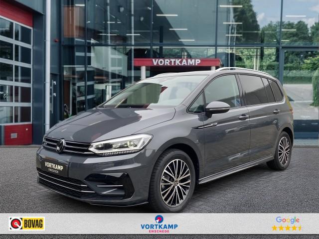 VOLKSWAGEN TOURAN 1.5 TSI R-LINE 7 PERS. TREKHAAK/ELEK-KLEP/CAMERA/ACC/STOELVERW, Vortkamp Enschede, Enschede
