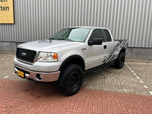 FORD F 150 Trition 5.4 ltr 8 cilinder, van Rooijen Automotive, Hazerswoude Dorp