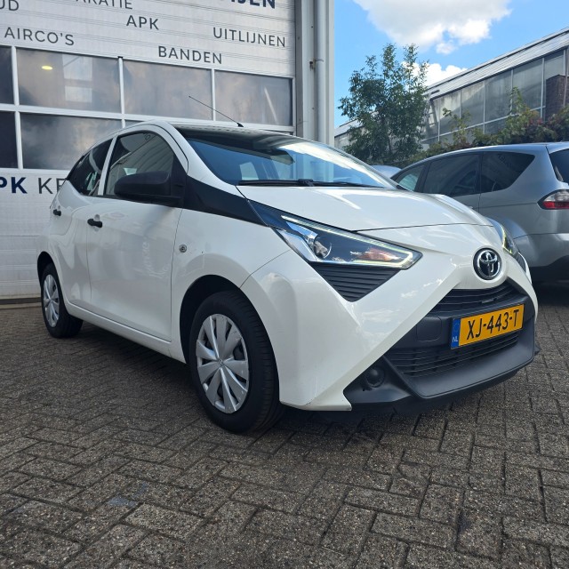 TOYOTA AYGO 1.0 VVT-i x-fun, van Rooijen Automotive, Hazerswoude Dorp