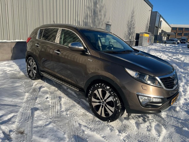 KIA SPORTAGE 2.0CVVT 120KW X-CLUSIVE ** 1900 KG Trekgewicht **, van Rooijen Automotive, Hazerswoude Dorp