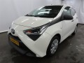 TOYOTA AYGO X 1.0 VVT-i x-fun inclusief BTW rijklaar van Rooijen Automotive, Hazerswoude Dorp