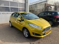 FORD FIESTA 1.0 ecoboost titanium ** nieuwe distributieriem **, van Rooijen Automotive, Hazerswoude Dorp