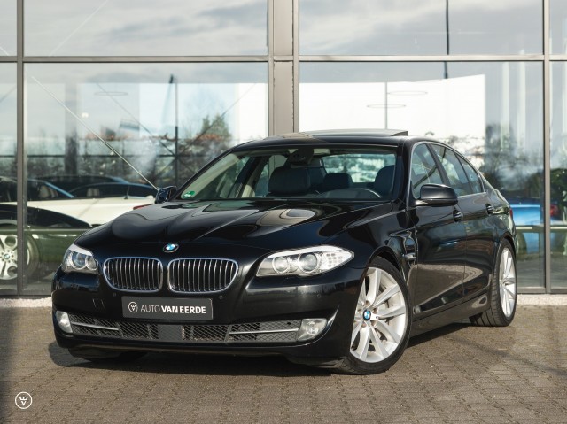 BMW 5-SERIE