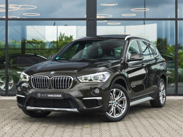 Bmw X1 - X1 xDrive20i Automaat X-line