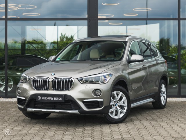 Bmw X1 - X1 xDrive20i Automaat X-line
