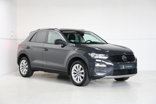 VOLKSWAGEN T-ROC TSI 116PK STYLE *NAP/Stoelv/Cam*, Averdonk Auto's, Haaksbergen