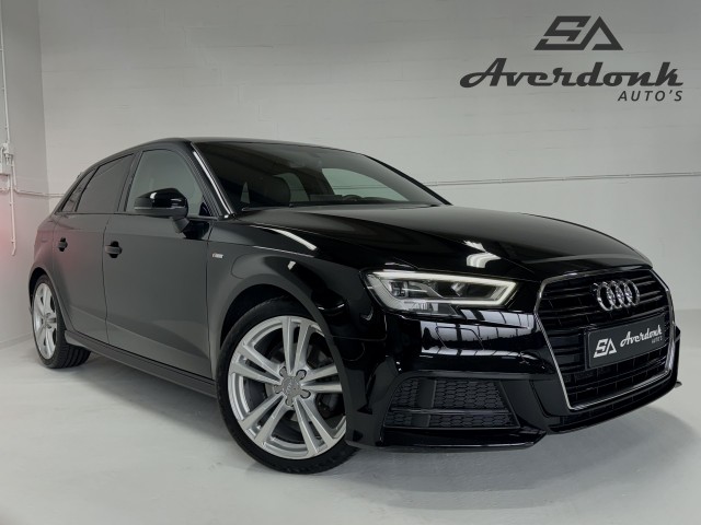 AUDI A3 SPORTBACK 30TFSI 3X S-LINE *Virtual/Trekh/Stoelv*, Averdonk Auto's, Haaksbergen