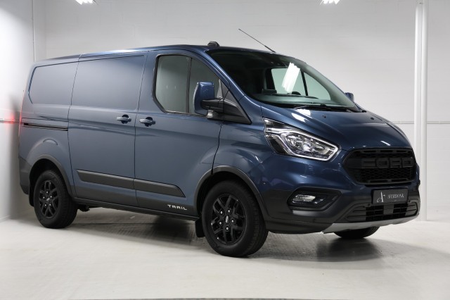 FORD TRANSIT CUSTOM 300 2.0 TDCI 130PK L1H1 TRAIL *Leder/Trekh/Cam/Stoelvw*, Averdonk Auto's, Haaksbergen