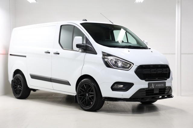 FORD TRANSIT CUSTOM 300 2.0TDCI L1 H1 130PK SPORT Stoelvw/Cam/18inch/4S Band, Averdonk Auto's, Haaksbergen