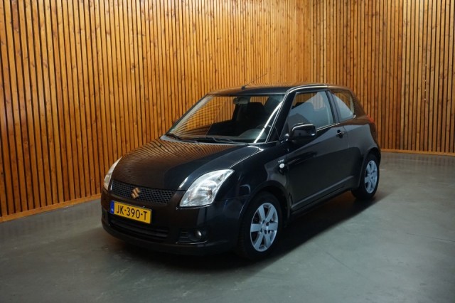 SUZUKI SWIFT 1.3D EXCLUSIVE/ AIRCO , Dealer Inruilauto's.nl, Nieuwe Pekela
