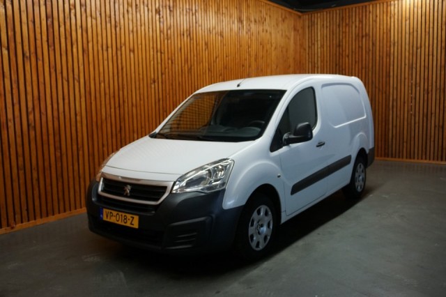 PEUGEOT PARTNER 1.6 HDI L2 XR/ AUDIO/ AIRCO , Dealer Inruilauto's.nl, Nieuwe Pekela