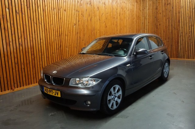 BMW 1-SERIE