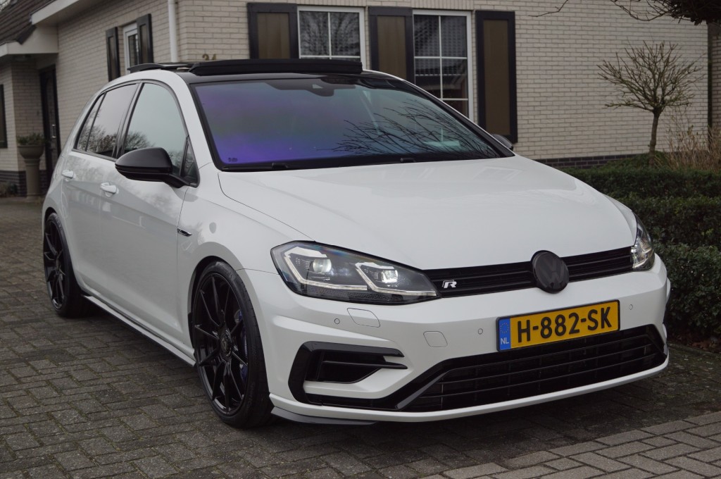 VOLKSWAGEN GOLF R 2.0 TSI 4-motion (400pk) Pano / Porsche remmen / Motec / DCC / Leer / Dynaudio - Bekijk Details