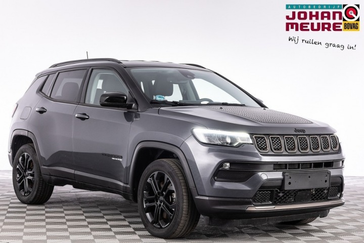 Jeep Compass - 4 x e 240 Plug-in Hybrid Upland   Half LEDER   Camera   LED   CARPLAY
