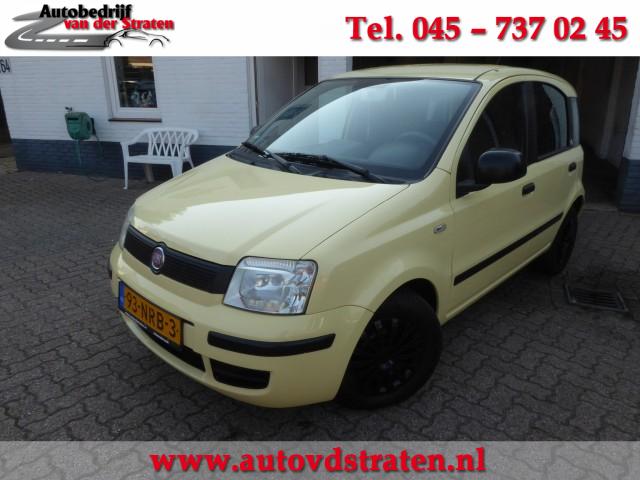 FIAT PANDA 1.2 ACTIVE/Hogere zit en instap/ Mooie strakke auto!!!, Autobedrijf Van der Straten, Hoensbroek