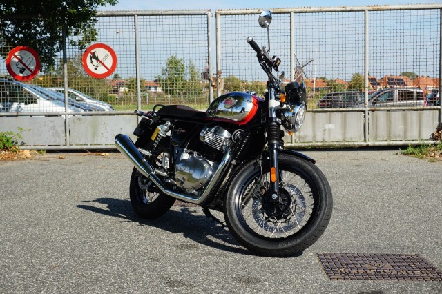 ROYAL ENFIELD Interceptor 650 Tour, Car and Bike, Meppel