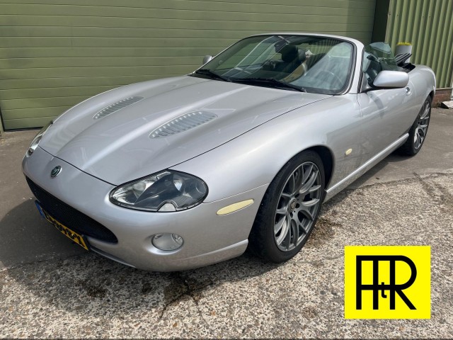 JAGUAR XKR 4.2 V8 Supercharged Convertible, Autobedrijf H. ten Rouwelaar, Dreischor