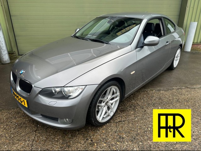 BMW 3-SERIE 320i Corporate Lease Executive, Autobedrijf H. ten Rouwelaar, Dreischor