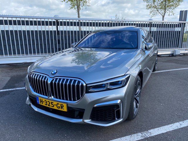 BMW 7-SERIE 750 Li X-Drive M-pakket, Kuma Motor Cars BV, Nieuw Vennep
