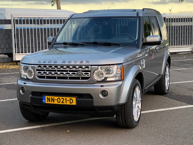 LAND ROVER DISCOVERY 3.0 SDV6 HSE Luxury Edition 7 persoons, Kuma Motor Cars BV, Nieuw Vennep