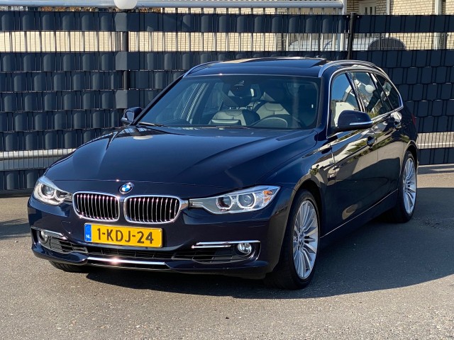 BMW 3-SERIE i High Executive Aut. Panoramadak, Zwart leder, Kuma Motor Cars BV, Nieuw Vennep