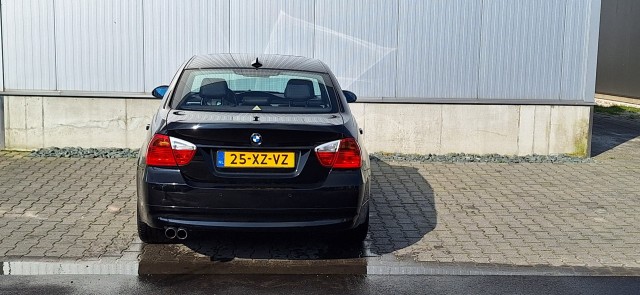 BMW 3-SERIE 3.0 AUTOMAAT Autobedrijf van der Meer, 9073 GN Marrum