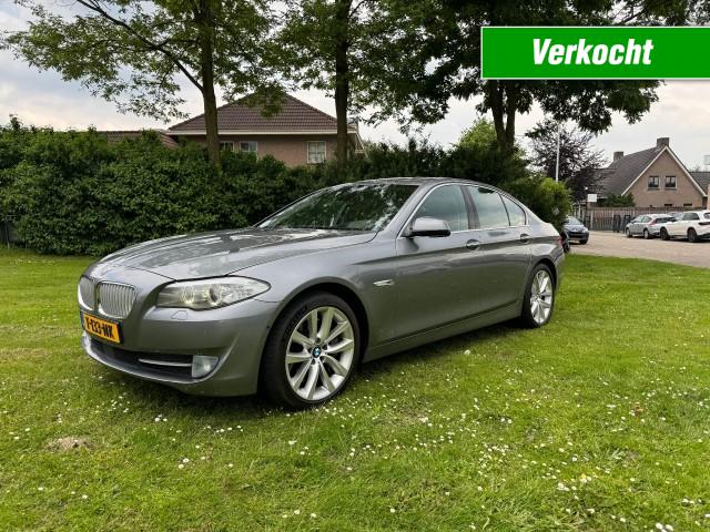 BMW 5-SERIE 550 4.4 V8 Twin Turbo - bomvol opties - in nieuwstaat!, Rodan Automotive, Eindhoven