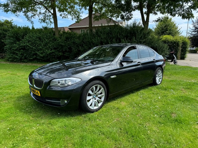 BMW 5-SERIE