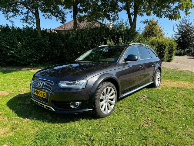 AUDI A4 ALLROAD