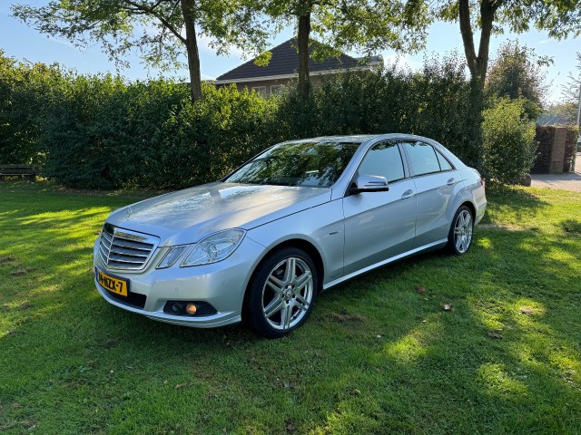 MERCEDES-BENZ E-KLASSE CDI Automaat - navigatie - trekhaak - in zeer nette staat!!, Rodan Automotive, Eindhoven