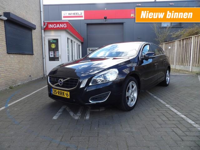 VOLVO V60 T3 summum - leder - navigatie - memory - complete historie, Wheelz Automotive B.V., Eindhoven