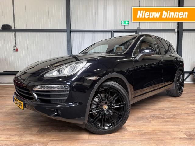 Porsche Cayenne - 4.8 S  zeer nette staat - vol in de optie's!!