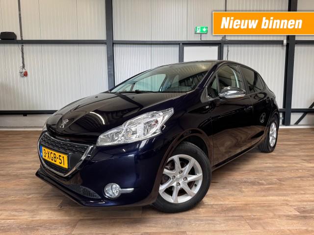 Peugeot 208 - 1.2 VTi Style 