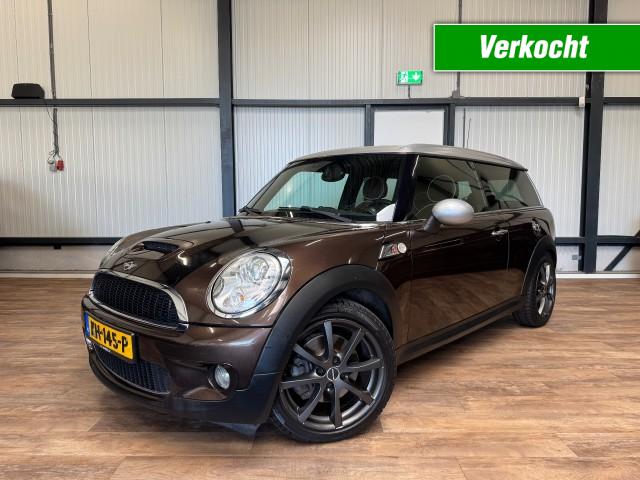Mini Clubman - Cooper S Automaat 174PK / panorama / Leder / Cruise / Xenon / Navi