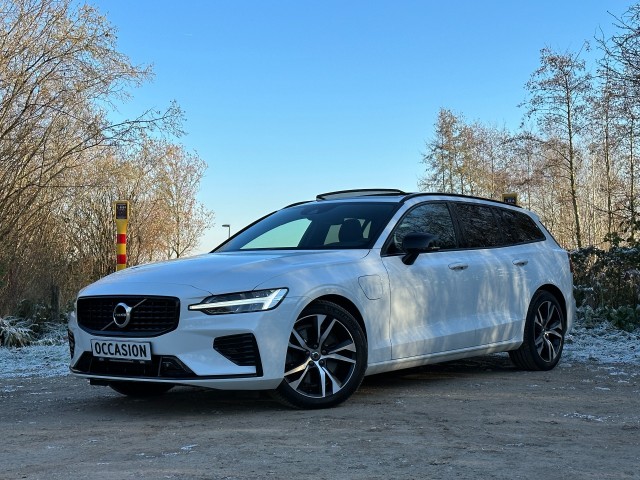 VOLVO V60 2.0 T6 Recharge AWD R-Design, Van den Noort Automotive, Haaren