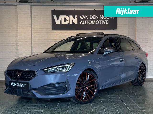 Cupra Leon sportstourer - 1.4 eHybrid 245pk VZ Copper Ed Pano Camera Memory 19''