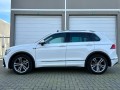 Volkswagen Tiguan 1.4 TSI 150pk R-Line Business DSG-7 1e EIG/ORG NL Pano Alcantara, Van den Noort Automotive, Haaren