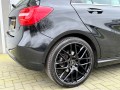 MERCEDES-BENZ A-KLASSE 180 Ambition 122pk NL auto Navi Bluetooth PDC Airco 19'' Velgen, Van den Noort Automotive, Haaren